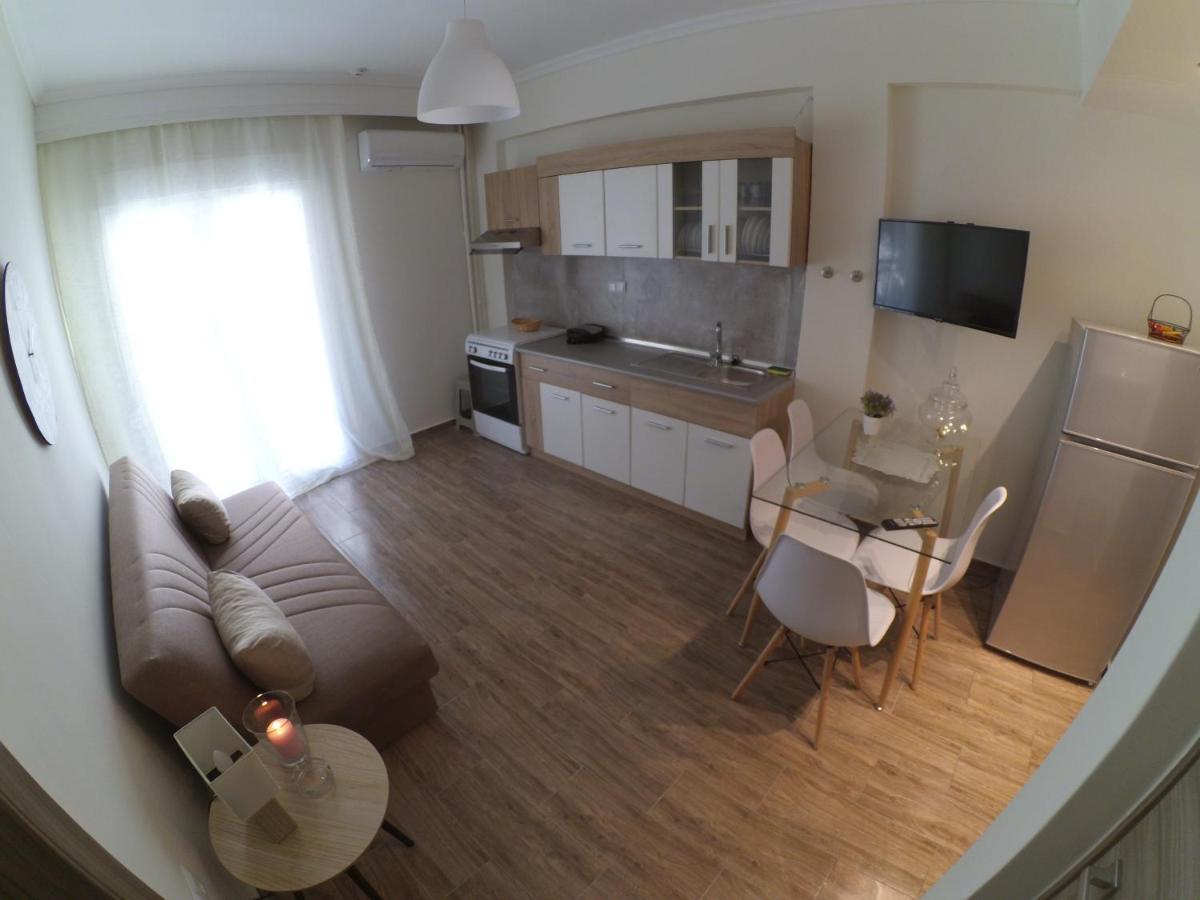 Appartamento Chrysafenia & Leandros Downtown Kavala Esterno foto
