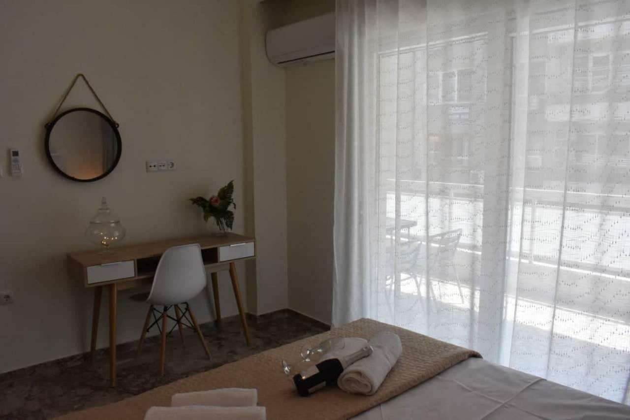 Appartamento Chrysafenia & Leandros Downtown Kavala Esterno foto